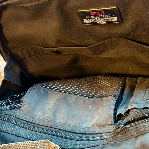 TUMI Gym Travel Bag - Gray Olive Green - EUC - Picture 5 of 8